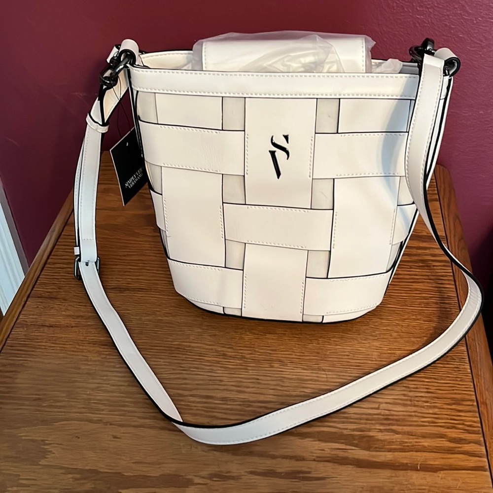 Vera wang brand new white bucket bag